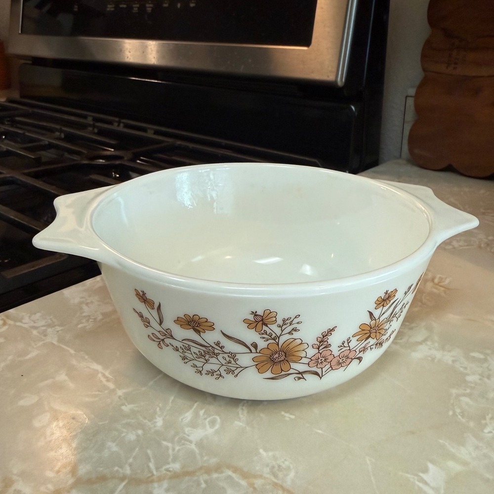 Vintage Pyrex England Country Autumn Woodland 1 Pint Round Casserole Bowl 6.5